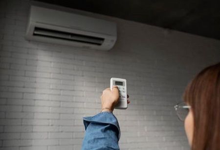 Sharp unveils Rhoyu window AC with air purifier feature