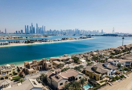 Dubai Home Prices Fall Year-on-Year for First Time Since 2021