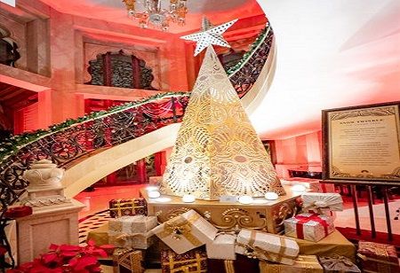 Leela Palace Bengaluru Unveils the First Lippan Art Christmas Tree